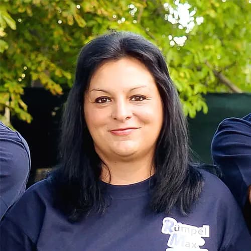 Kundenberaterin Alina – Rümpel Max
