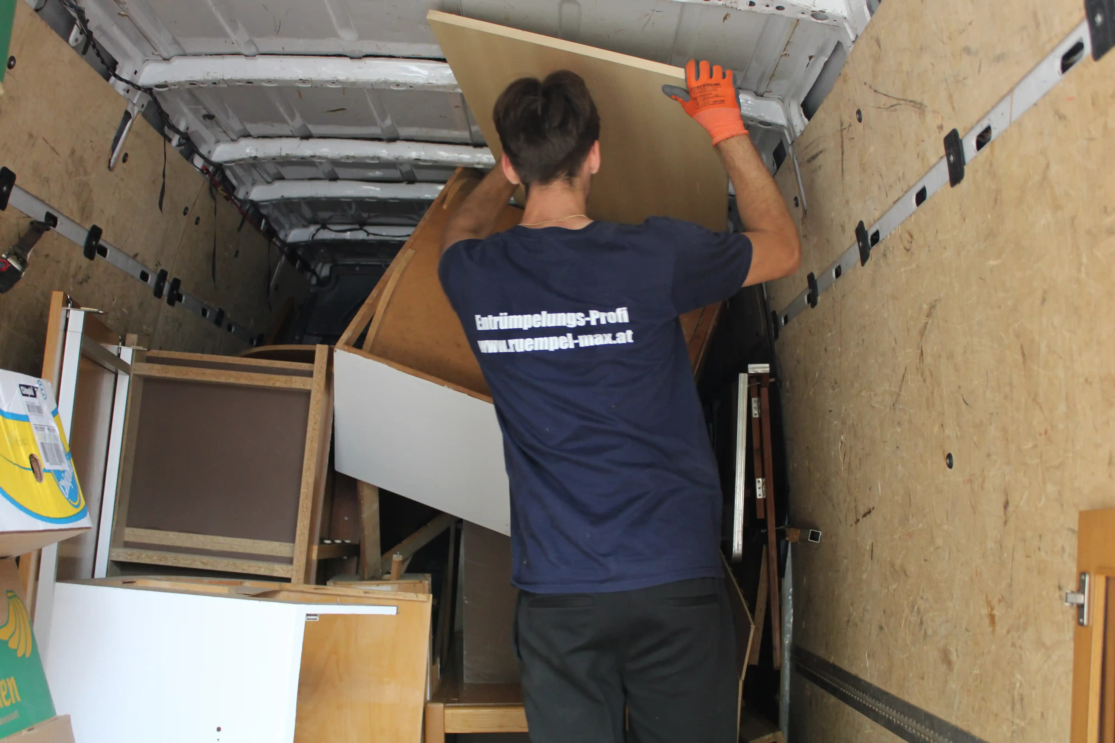 Entruempelung Storage Box Wien