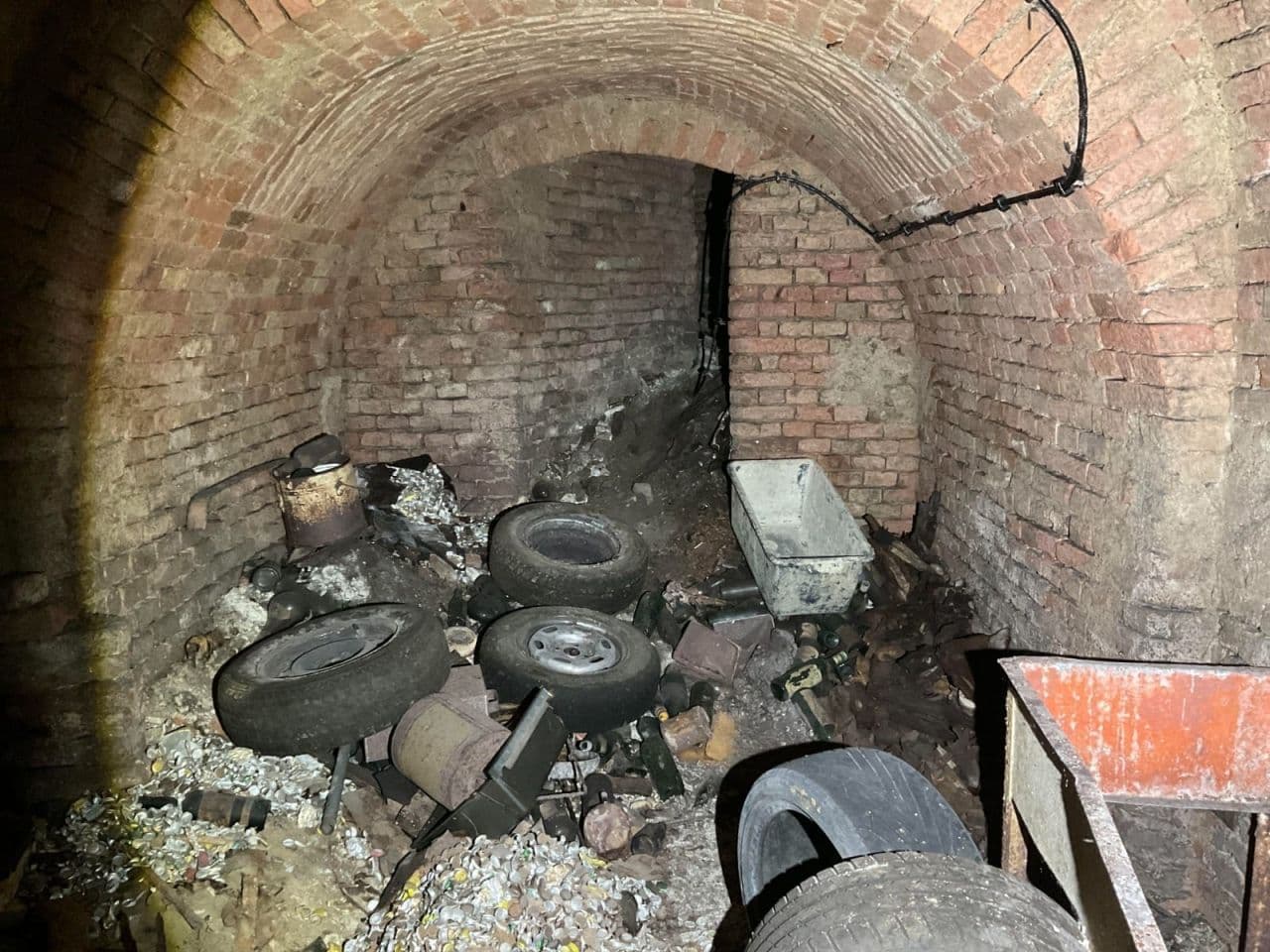 kellerentrumpelung_wien